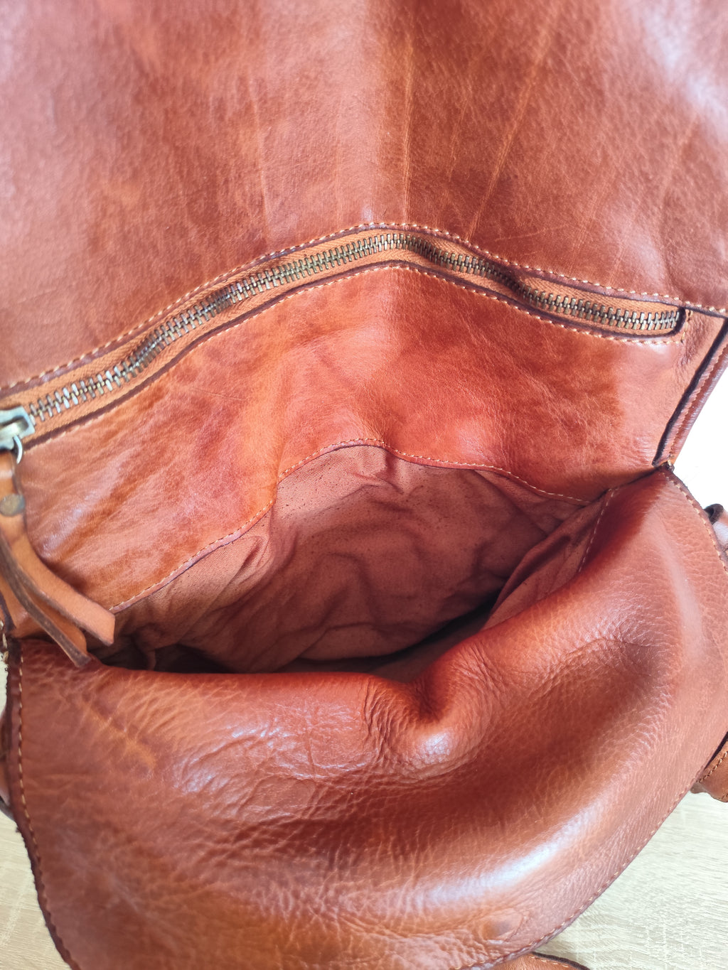 Sac bandoulière cuir tressé cognac Lecce – Sac femme en cuir vintage d'Italie 30 × 22 × 7 cm
