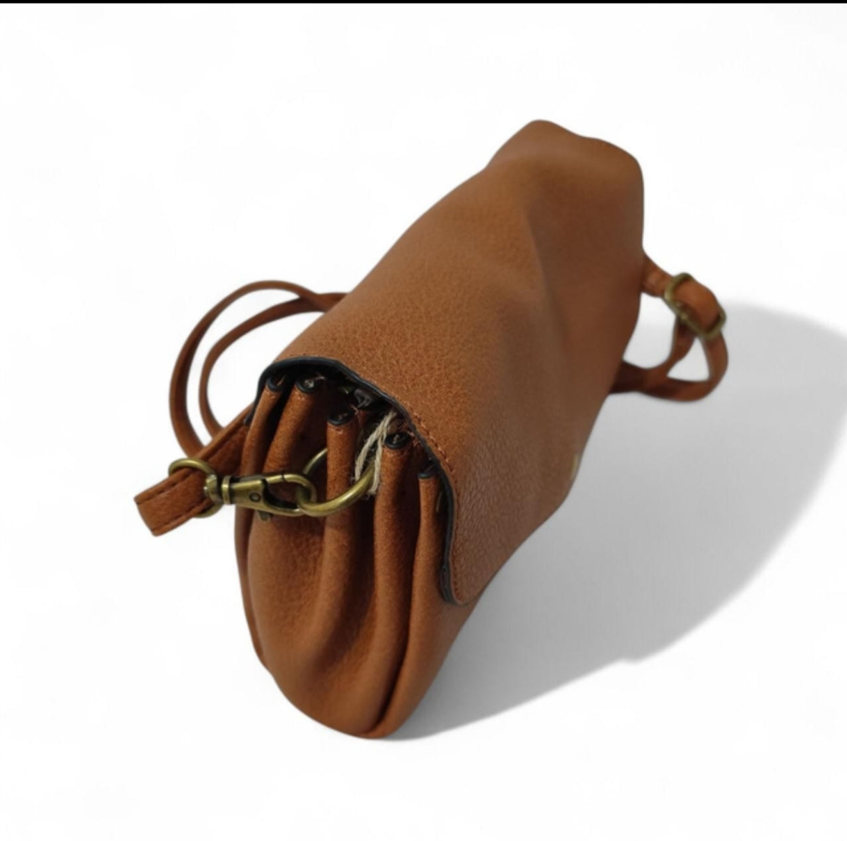 Sac à main OSLO femme – sac bandoulière compact élégant