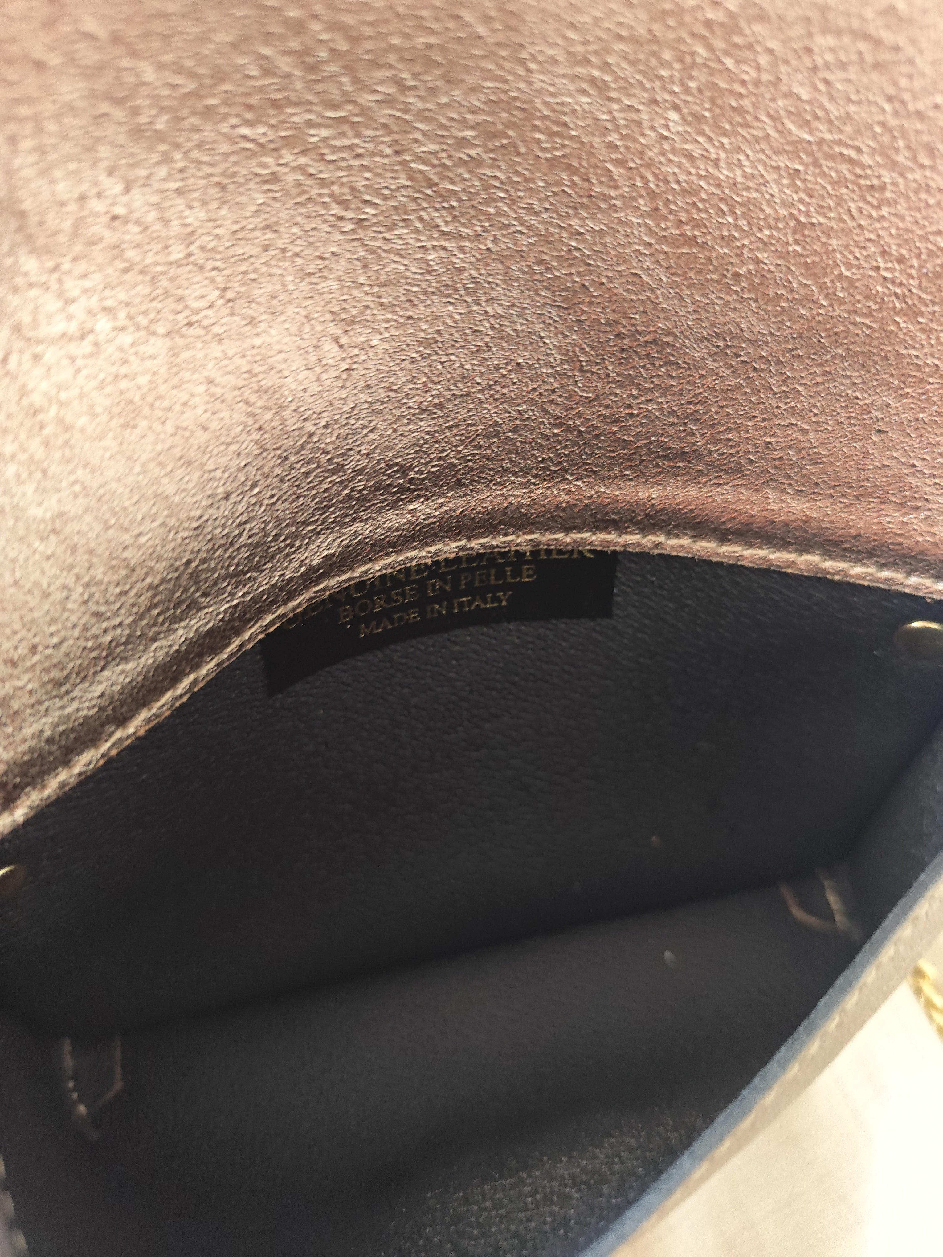 Sac bandoulière en cuir métallisé Positano – 18 × 11 cm