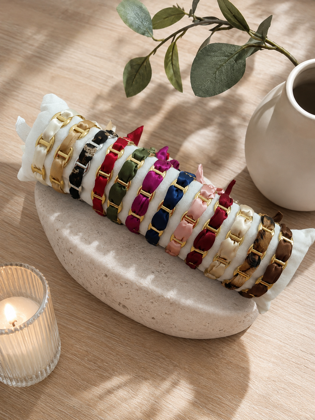 Bracelet Altea – Bracelet ruban satiné à maillons dorés ajustable